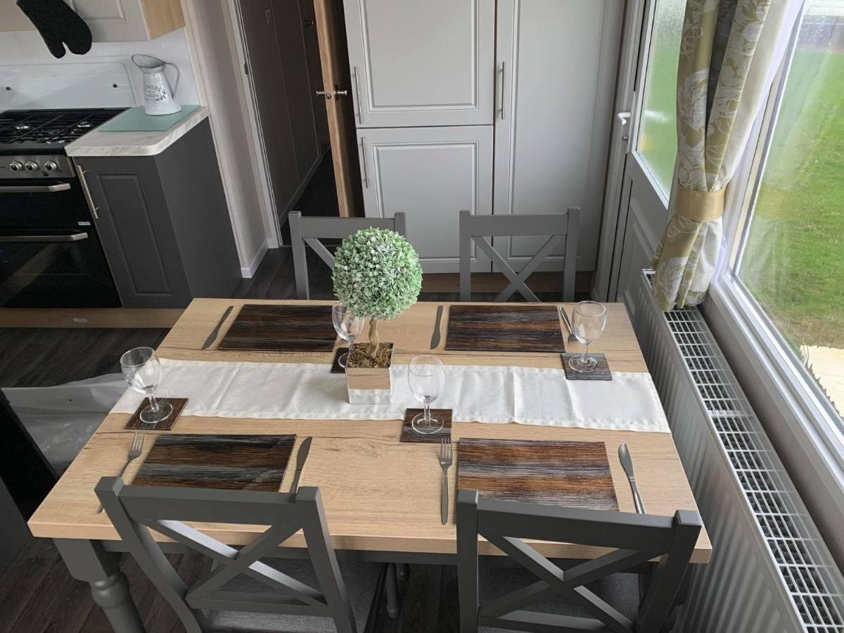 3 Bed Presitage Caravan Doniford Bay Saint Decumans Екстериор снимка