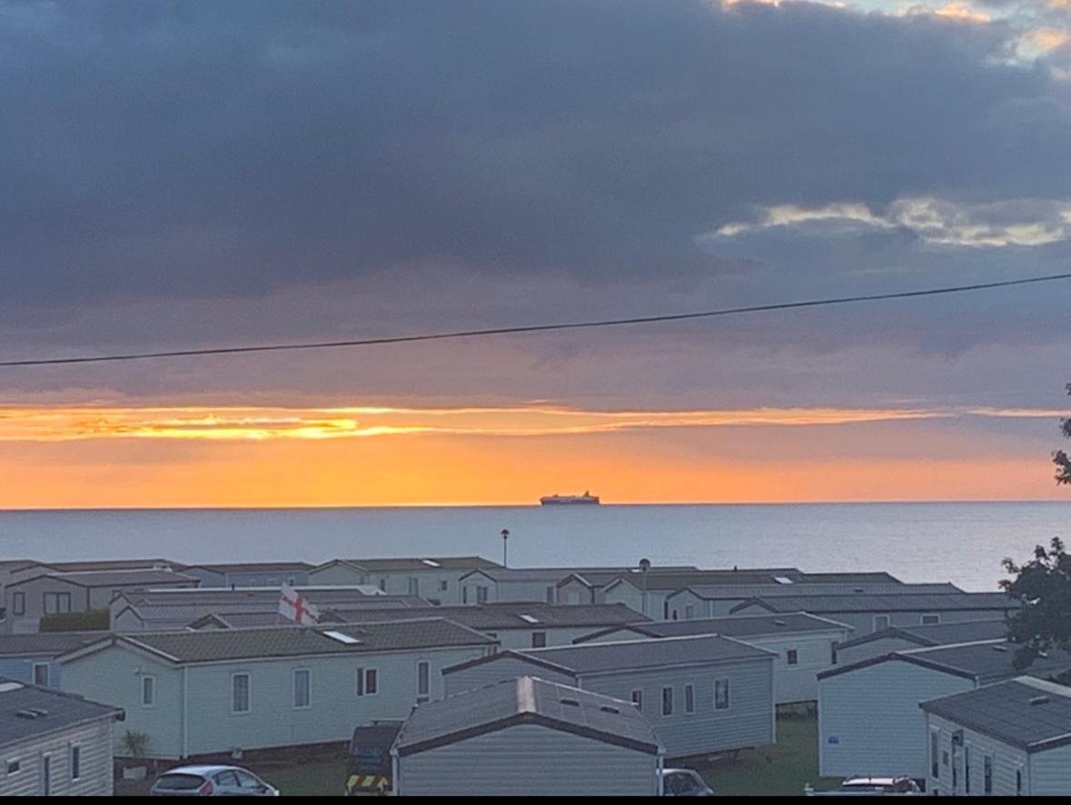 3 Bed Presitage Caravan Doniford Bay Saint Decumans Екстериор снимка